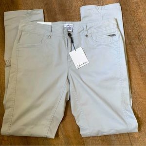 Calvin Klein skinny jeans with zippers size 8